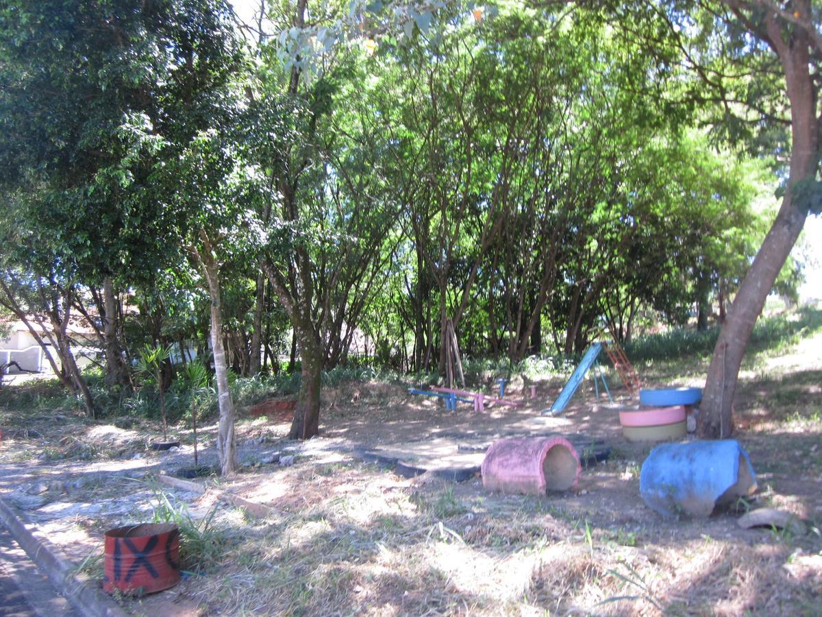 Hostel Famille Brun Trevo São João da Boa Vista エクステリア 写真