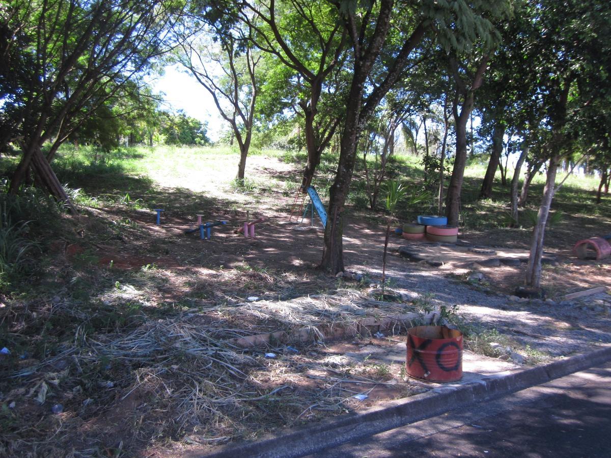 Hostel Famille Brun Trevo São João da Boa Vista エクステリア 写真